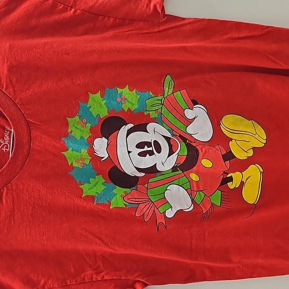 Disney-Mickey Mouse Christmas Holiday T-Shirt size: (L) - Picture 2 of 4
